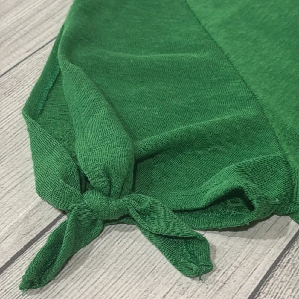 Thyme & Honey Kelly Green S/S Top with Slit Sleeves and Knotted Tie Detail